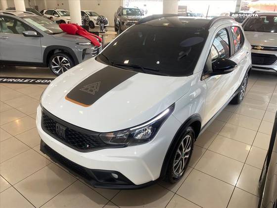 FIAT ARGO 1.3 FIREFLY FLEX TREKKING CVT FIAT ARGO 1.3 FIREFLY FLEX TREKKING CVT